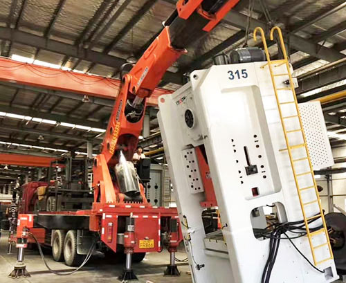 龙南县提升工作效率，选择优质折臂吊租赁服务